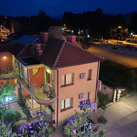 Family Hotel Kavrakovi Pavel Banea Exterior foto